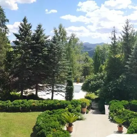 Villa Amari Park